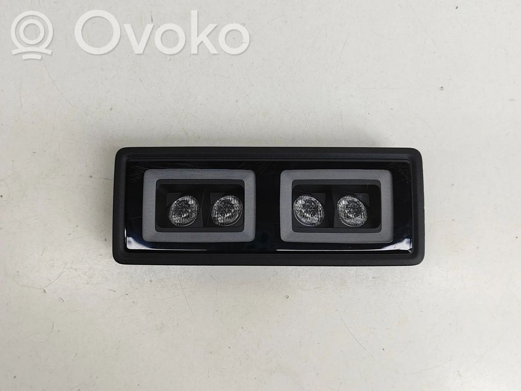 Volkswagen ID.4 Etuistuimen valo 