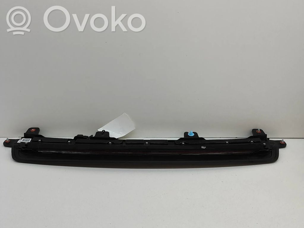 KIA EV6 Trzecie światło stop 
