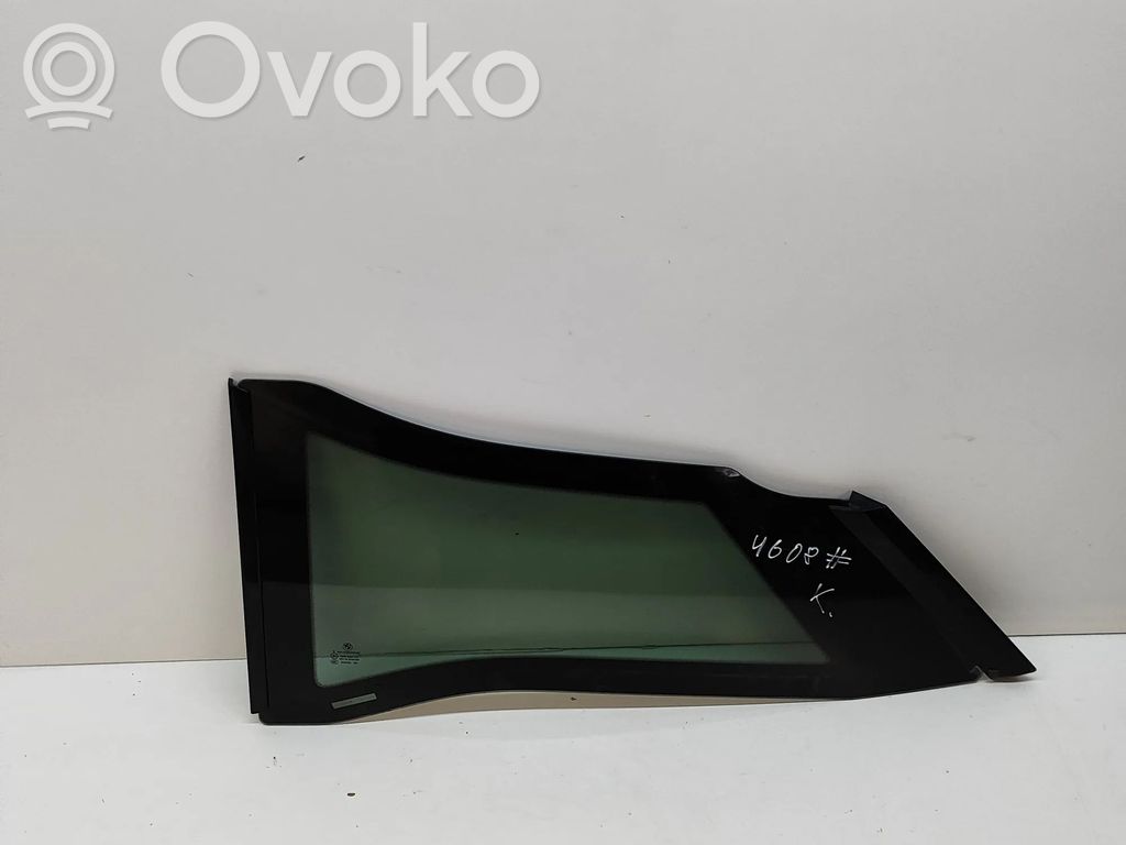 BMW i3 Rear side window 