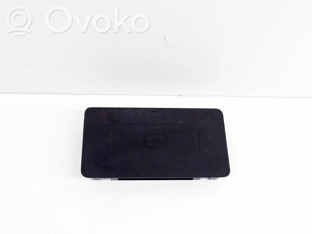 BMW X3 G01 Wireless charging module 