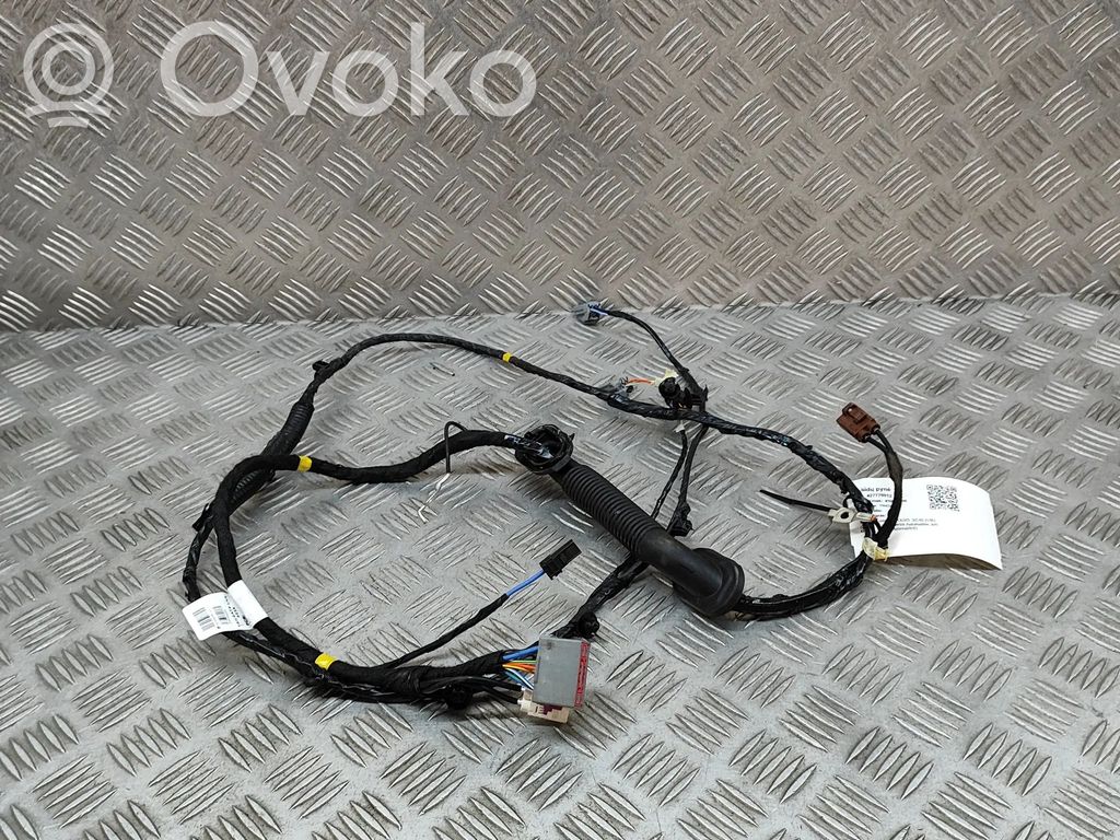 Volvo XC40 Wiązka przewodów klapy tylnej / bagażnika 
