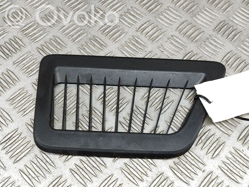 BMW iX Válvula de presión del panel lateral trasero 