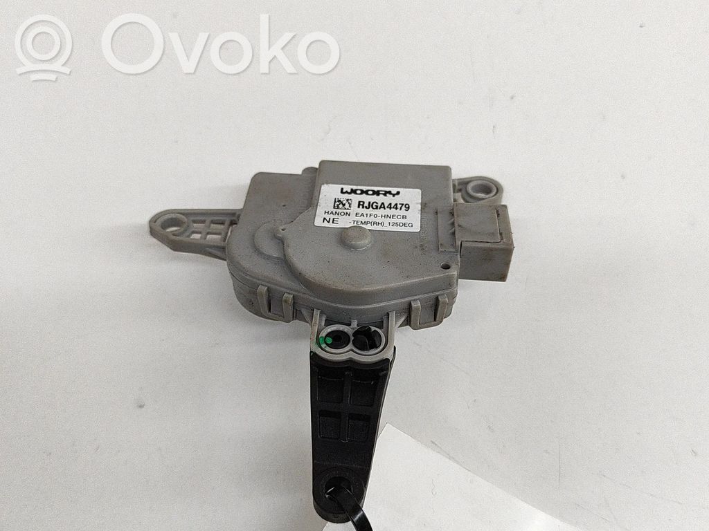Genesis GV60 Silniczek nagrzewnicy 