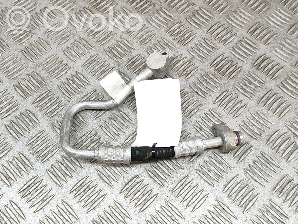 Audi e-tron Ilmastointilaitteen putki (A/C) 
