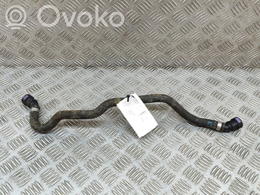 Volvo V60 Przewód / Wąż chłodnicy 