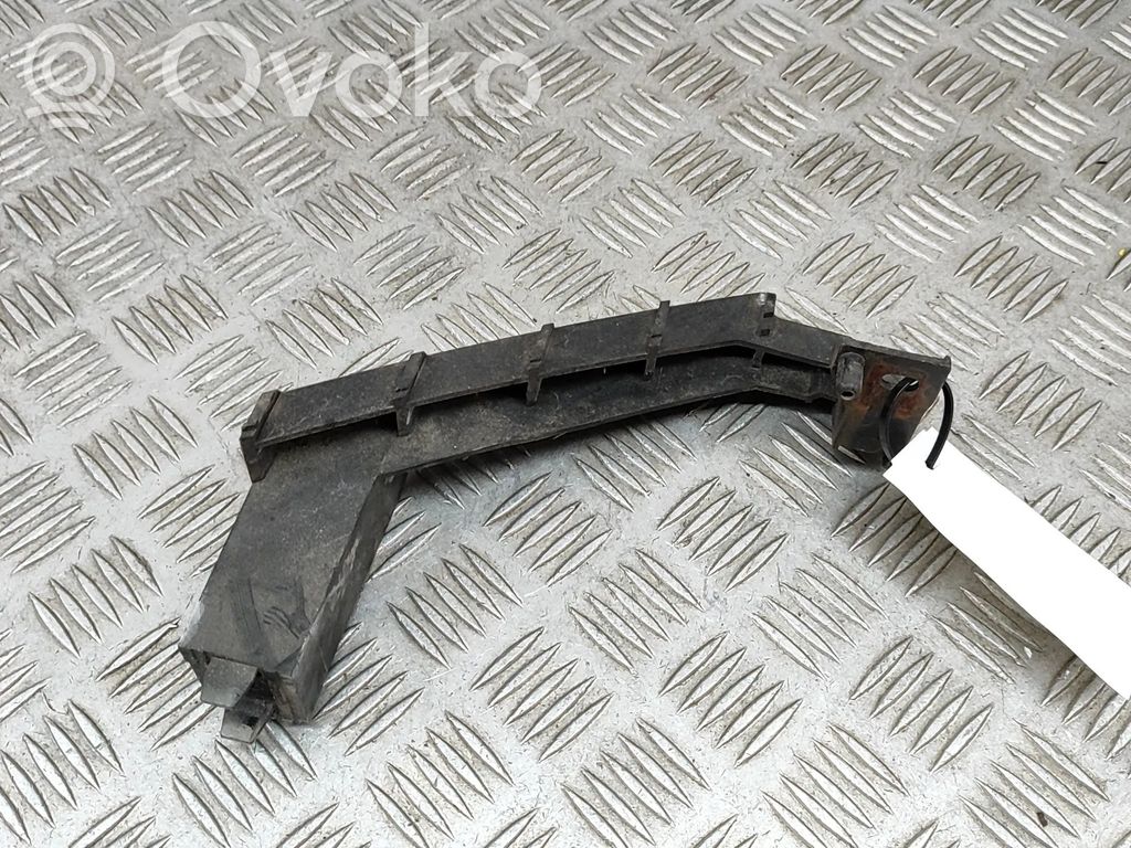 Mazda 6 Headlight/headlamp mounting bracket 