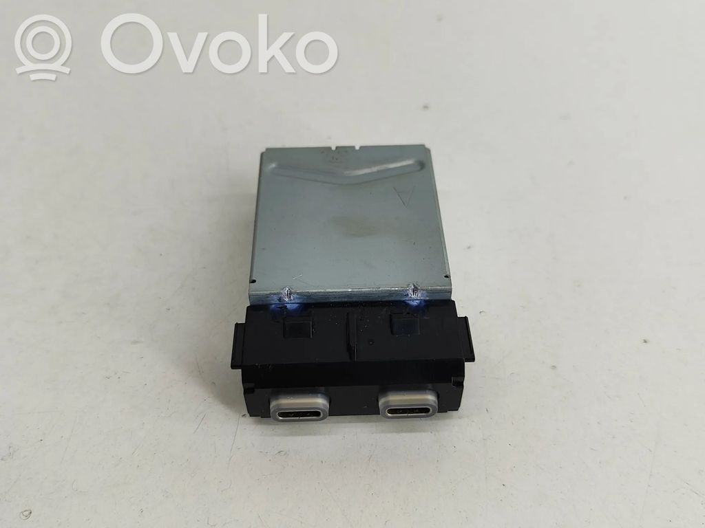 Lexus RX 450H Enchufe conector USB 