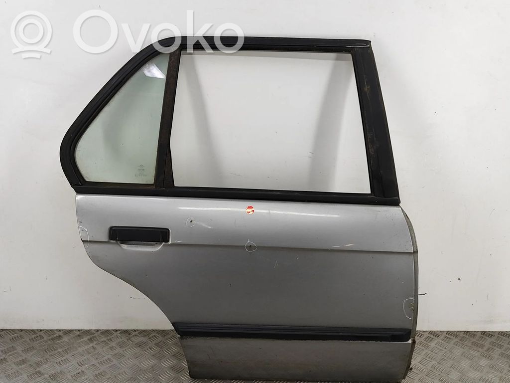 BMW 3 E30 Galinės durys 