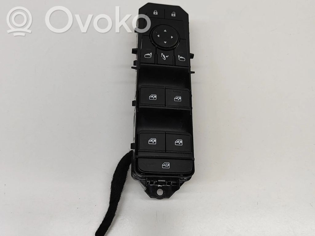 Nissan Qashqai J12 Przyciski szyb 