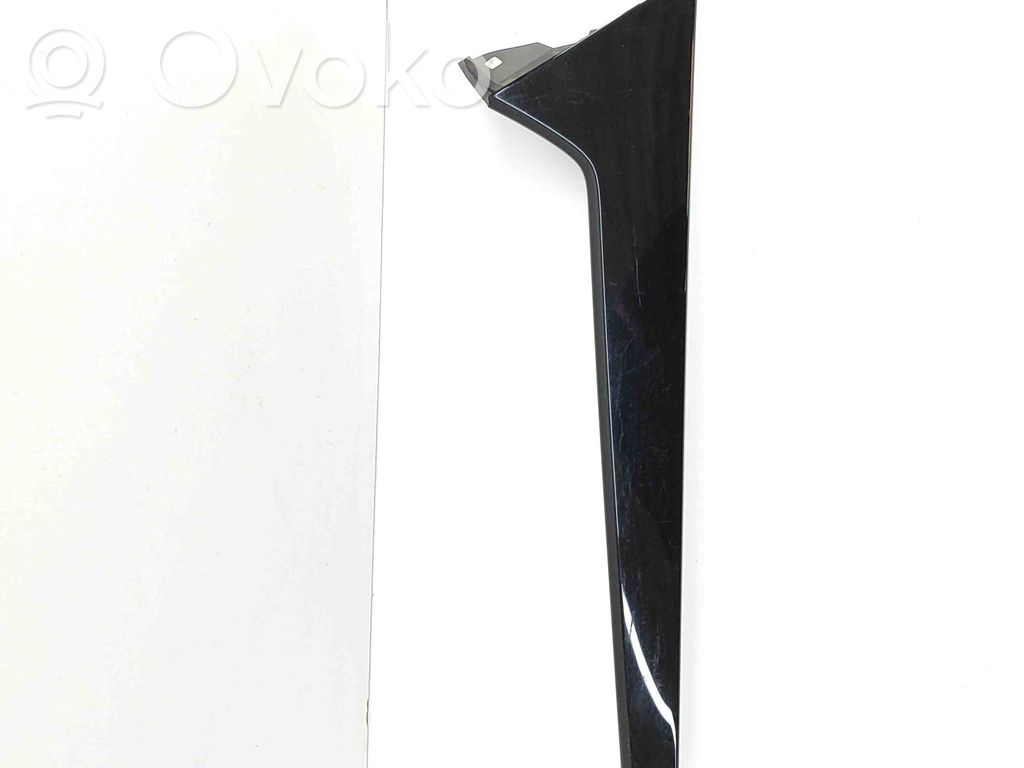 Audi e-tron Tailgate trim 