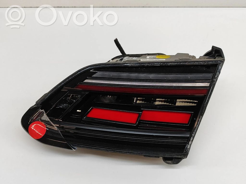 Volkswagen Arteon Shooting Brake Lampy tylnej klapy bagażnika