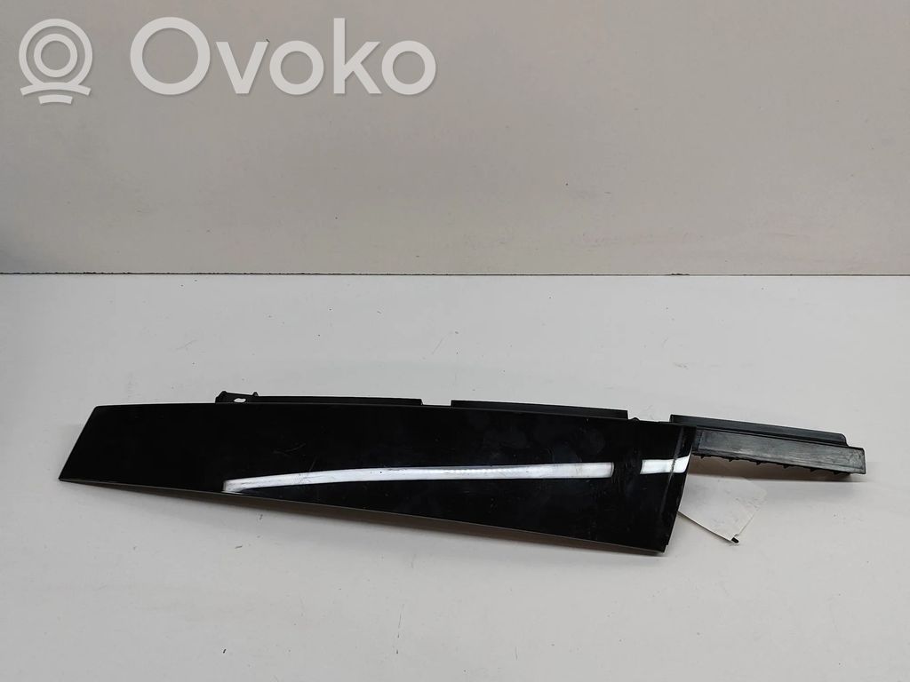 Volvo XC40 Ornament geam ușă față 