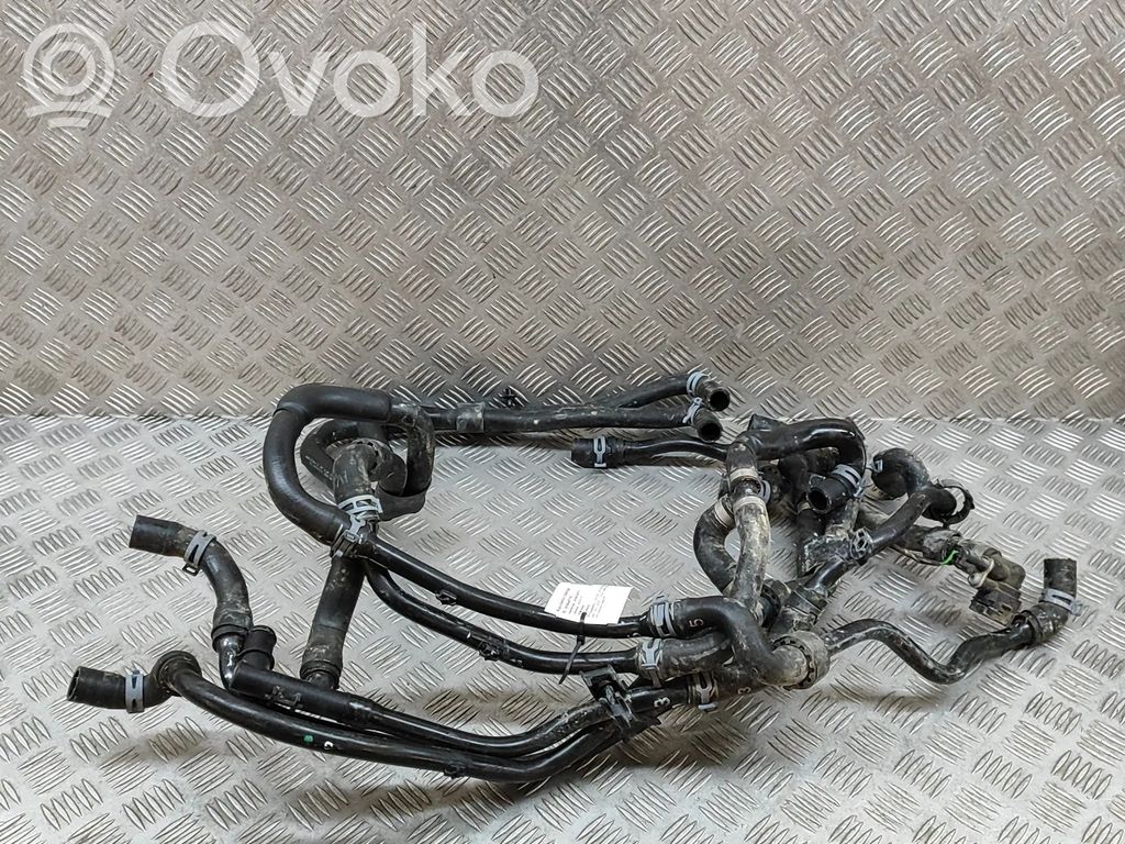 Skoda Enyaq iV Conductă/furtun lichid de răcire motor 