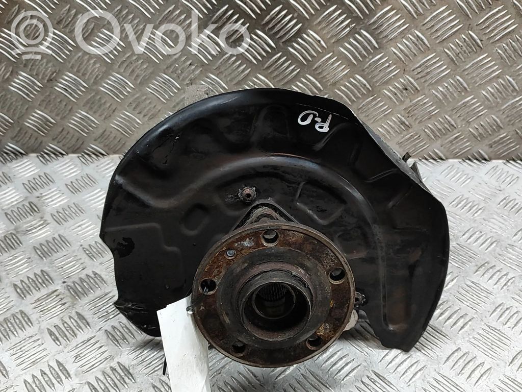 Skoda Superb B8 (3V) Etuakselin pyöräntuenta 