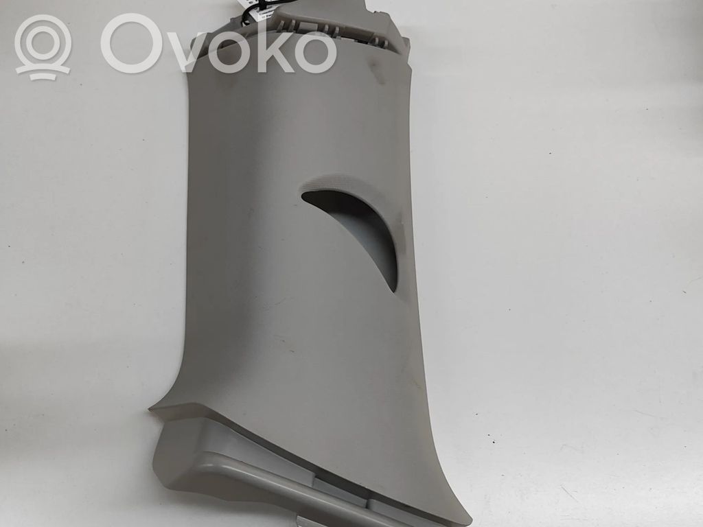 Osłona środkowa słupka / C   57H867288