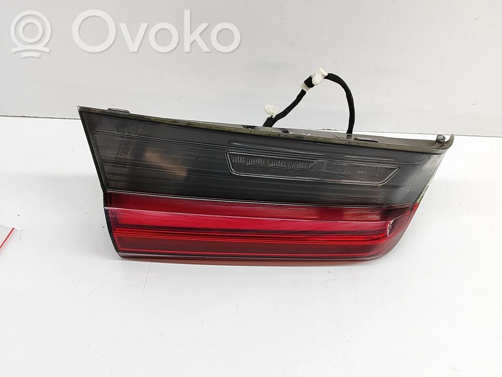 BMW 3 G20 G21 Lampy tylnej klapy bagażnika 