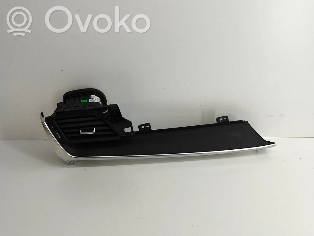 Nissan Qashqai J12 Dysze / Kratki nawiewu deski rozdzielczej 