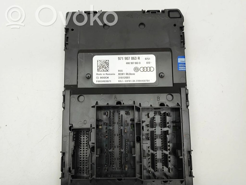 Porsche Cayenne (9Y0 9Y3) Modul de control caroserie central 