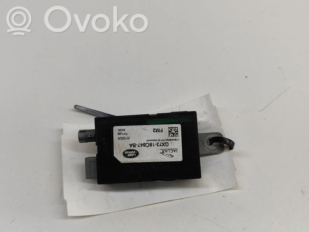 Jaguar XE Antenas pastiprinātājs 