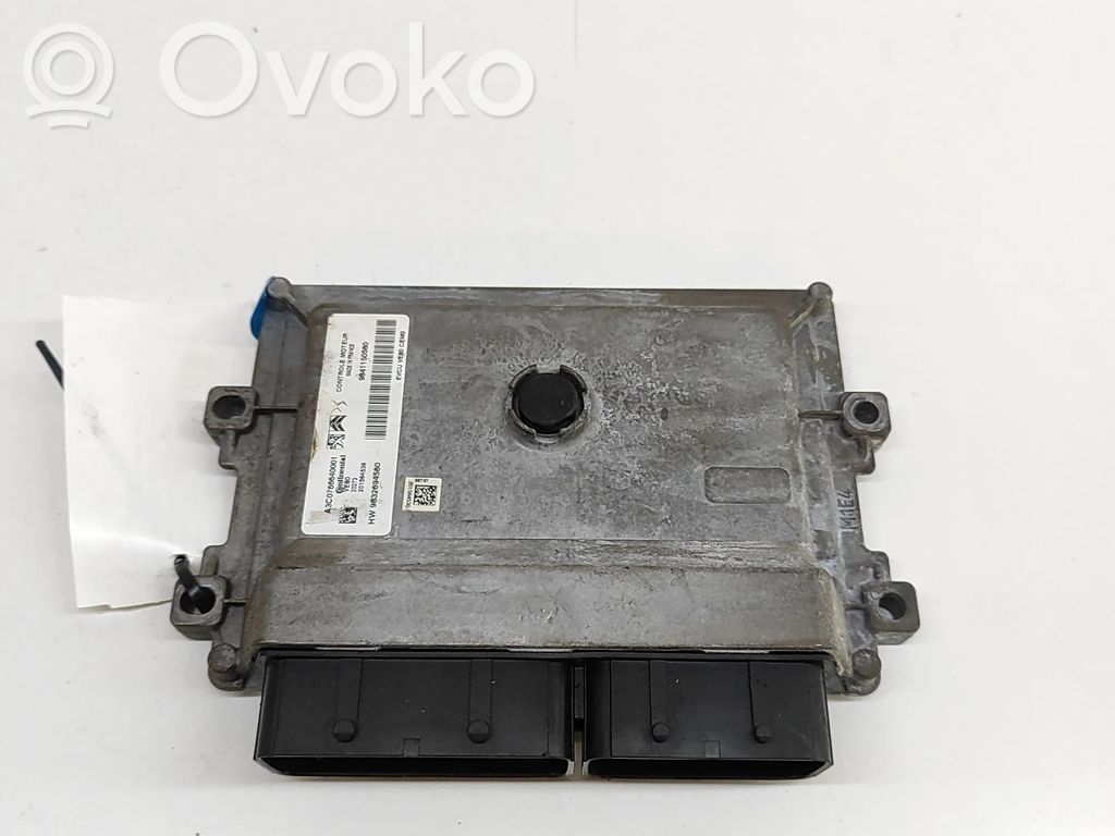 Peugeot 2008 II Engine control unit/module 
