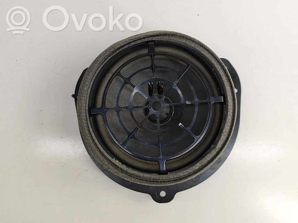 Altavoz de la puerta trasera   8W5035411