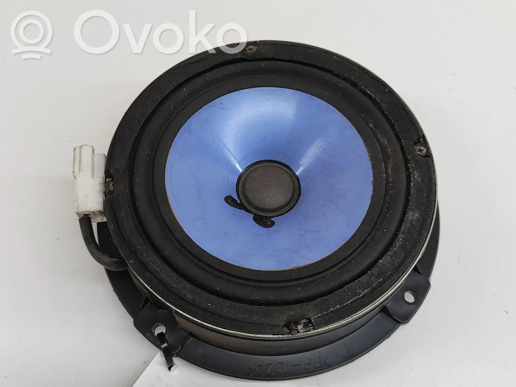 Takaoven kaiutin   963304D000