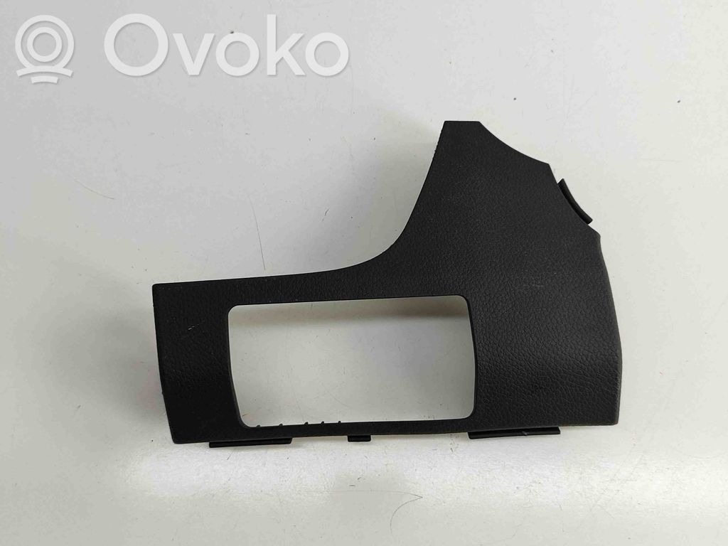 Hyundai i30 Dashboard glove box trim 