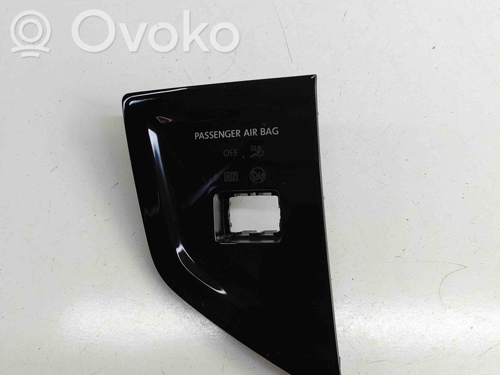 Volkswagen Polo VI Inny elementy tunelu środkowego 