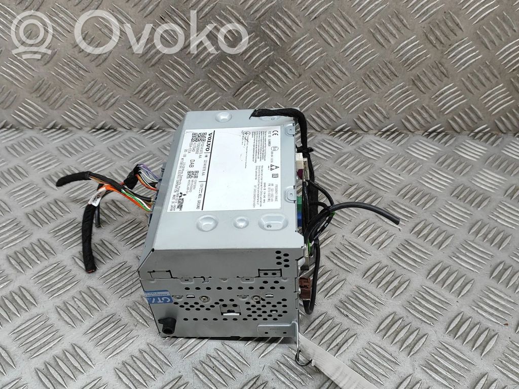 Volvo XC60 Panel / Radioodtwarzacz CD/DVD/GPS 