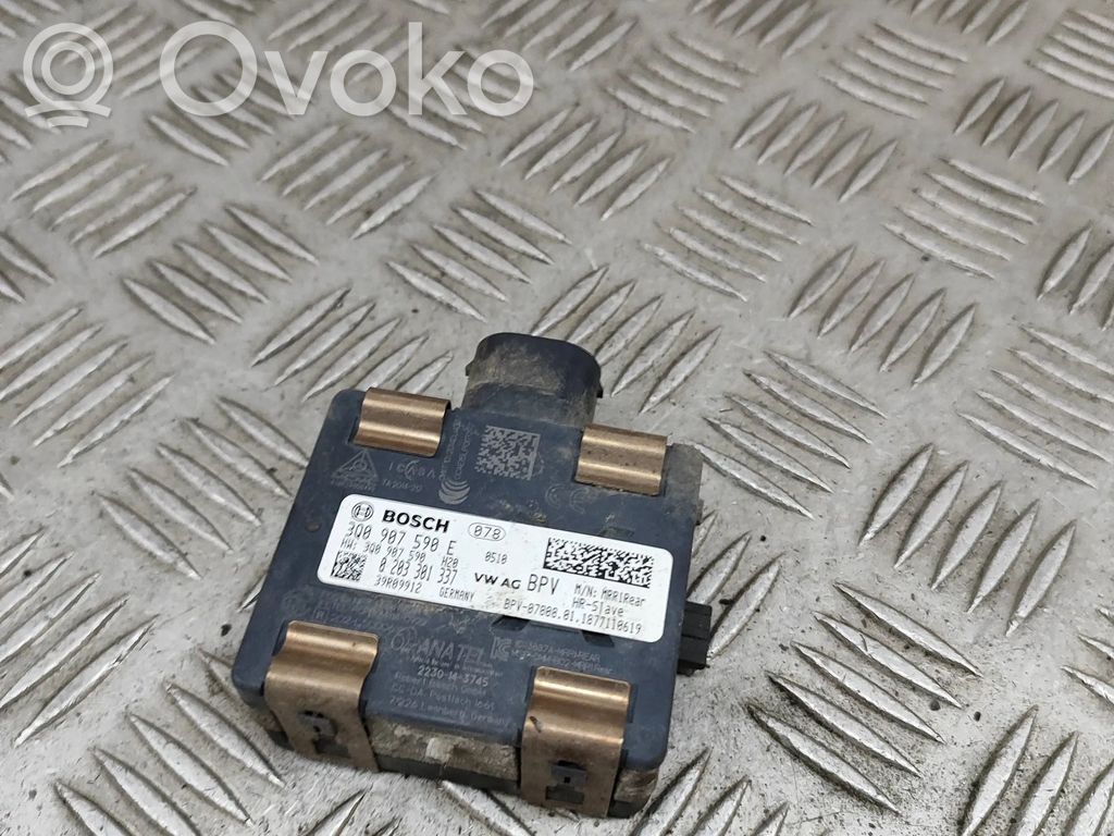 Volkswagen PASSAT B8 Blind spot module 