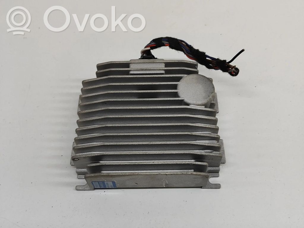 Audi Q8 Sound amplifier 