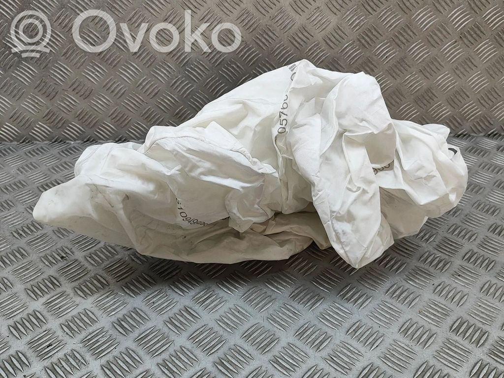 Audi Q8 Matkustajan turvatyyny 