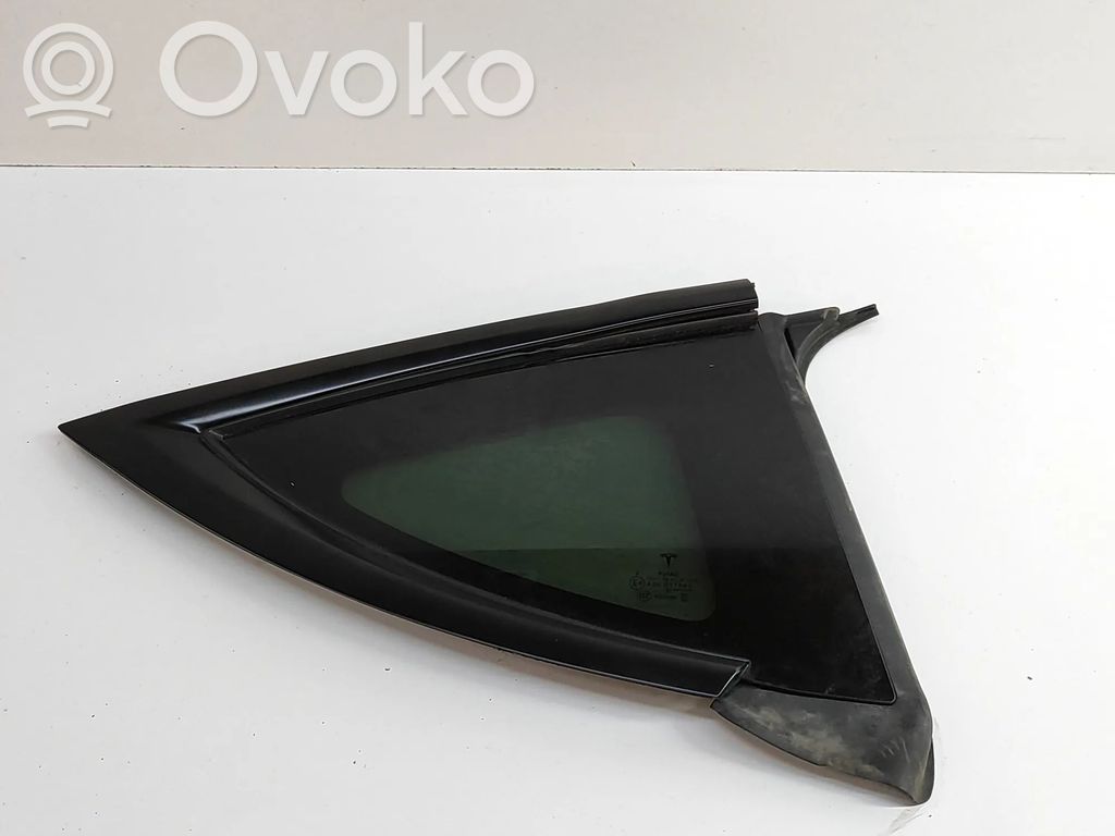 Tesla Model Y Rear side window 