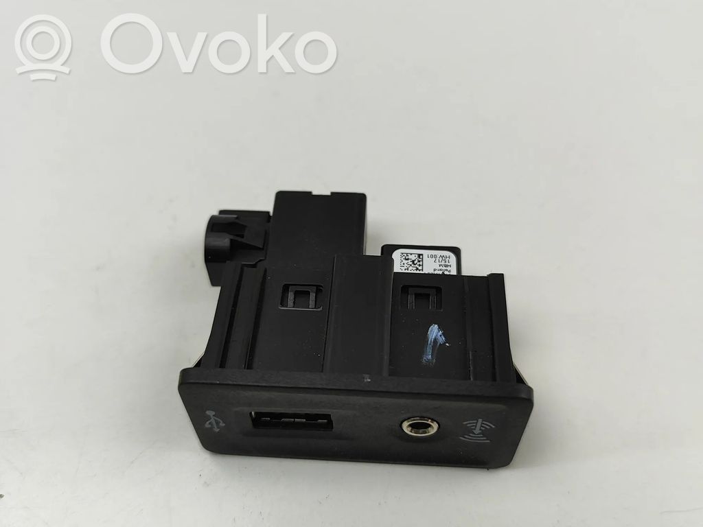 Porsche Panamera (971) Enchufe conector entrada auxiliar 