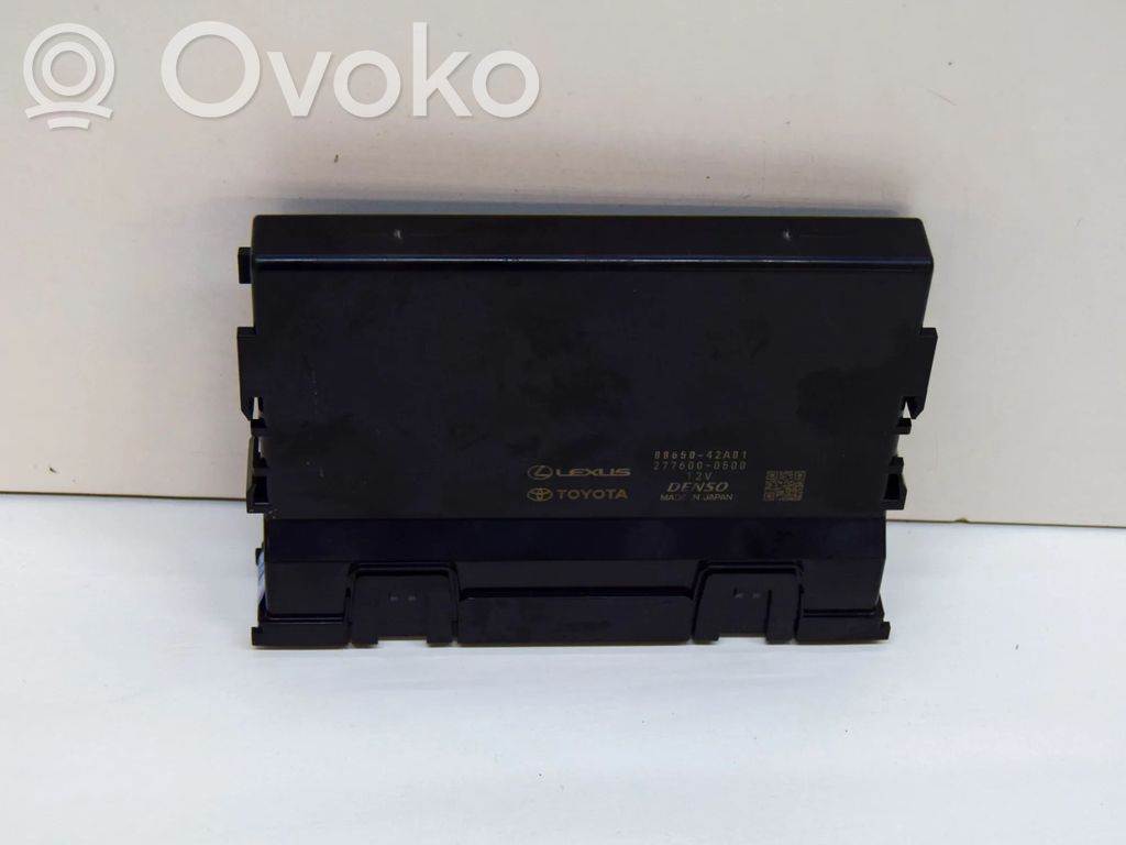 Toyota bZ4X Panel klimatyzacji 