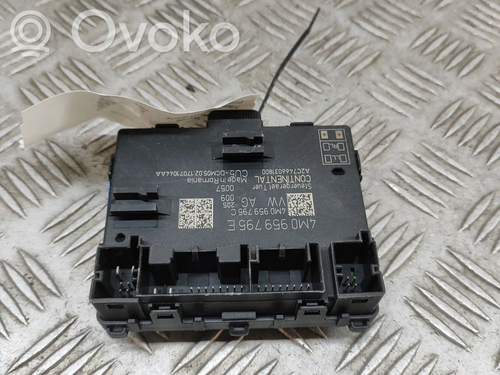 Audi Q7 4M Door control unit/module 