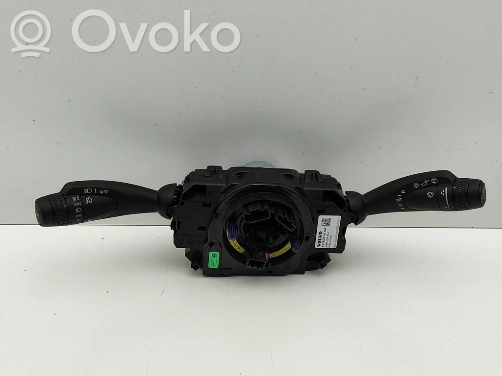 Volvo XC40 Palanca de intermitentes 