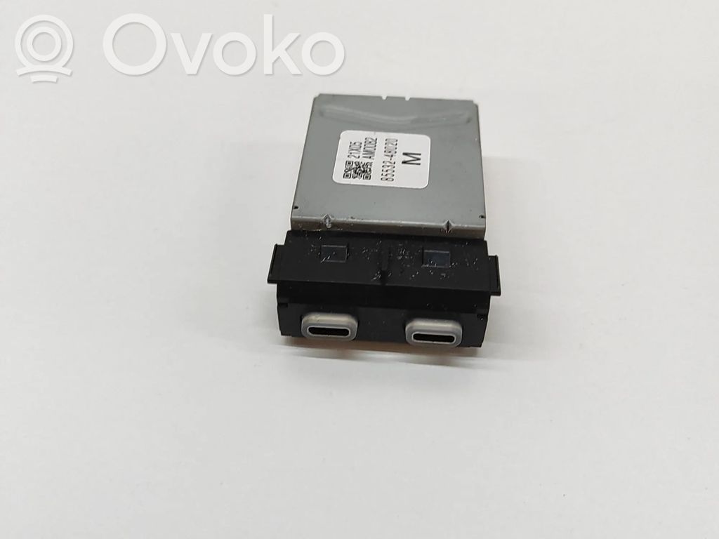 Lexus RX V Enchufe conector USB 