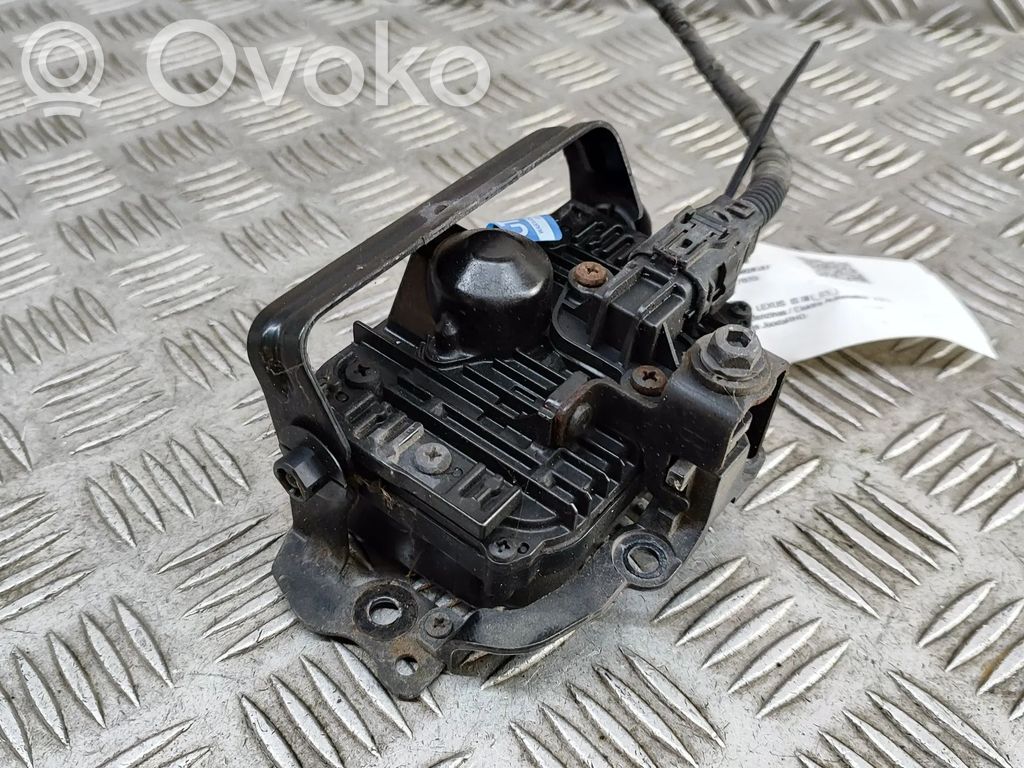 Lexus IS III XE30 Distronikas 