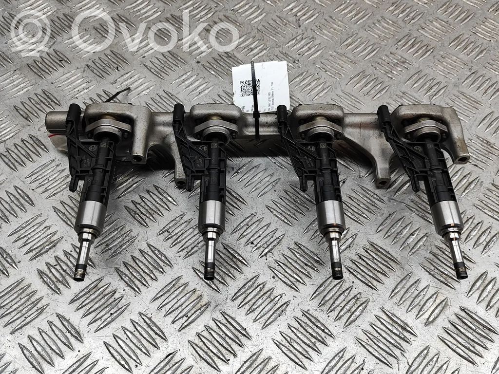 BMW 3 F30 F35 F31 Rampă alimentare injectoare 