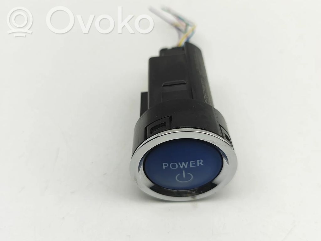 Toyota Prius+ (ZVW40) Interruptor de encendido/apagado del motor 