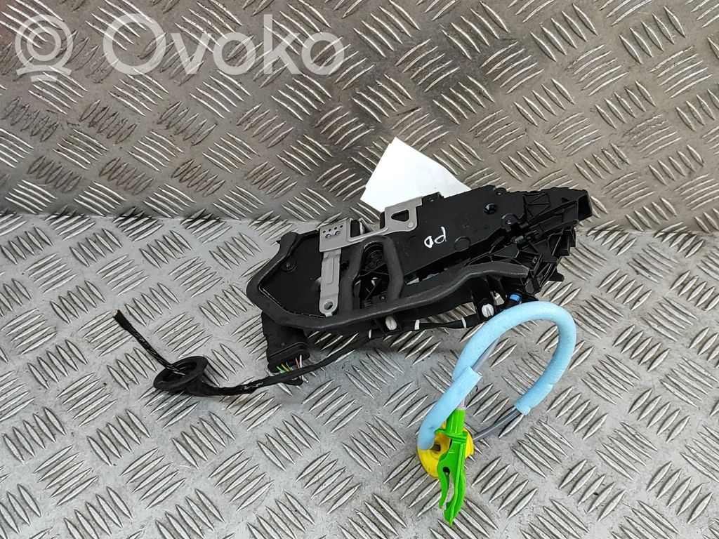 BMW X2 U10 Front door lock 