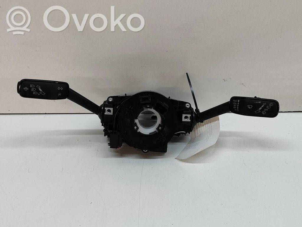 Volkswagen T-Cross Leva indicatori 