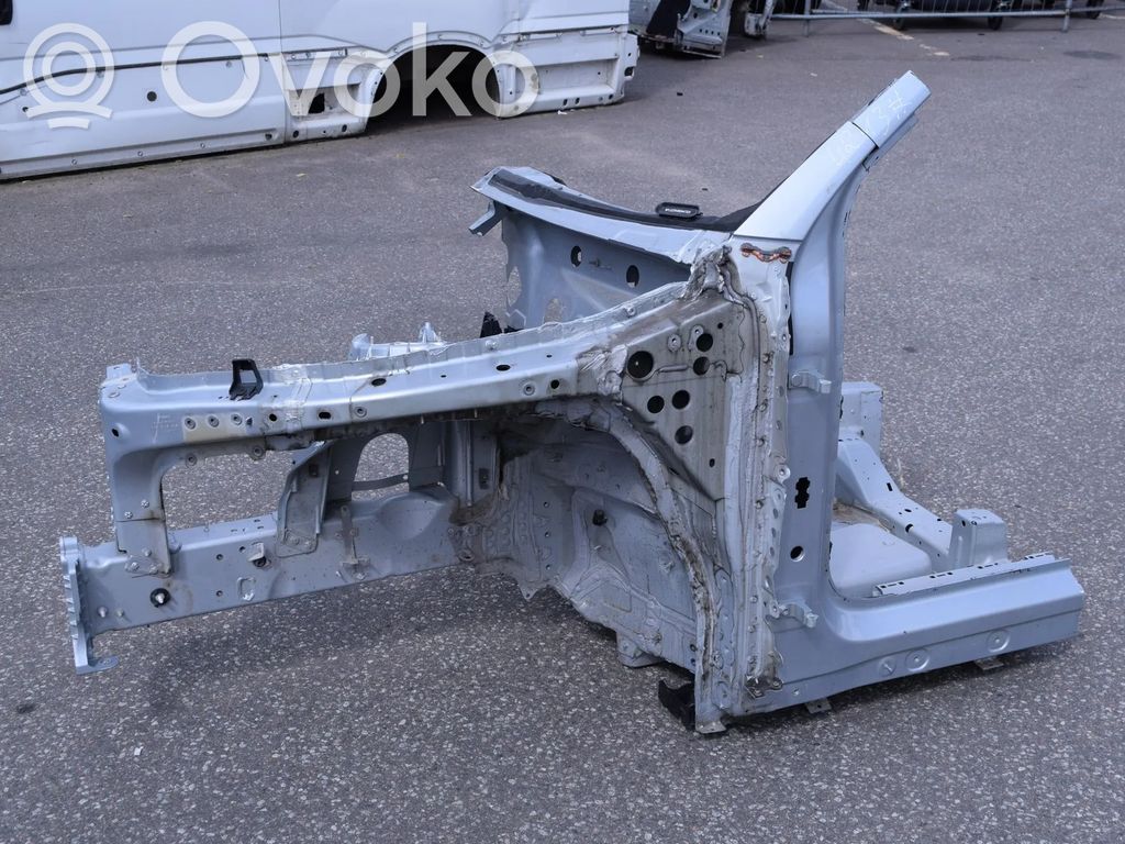 Panel lateral delantero