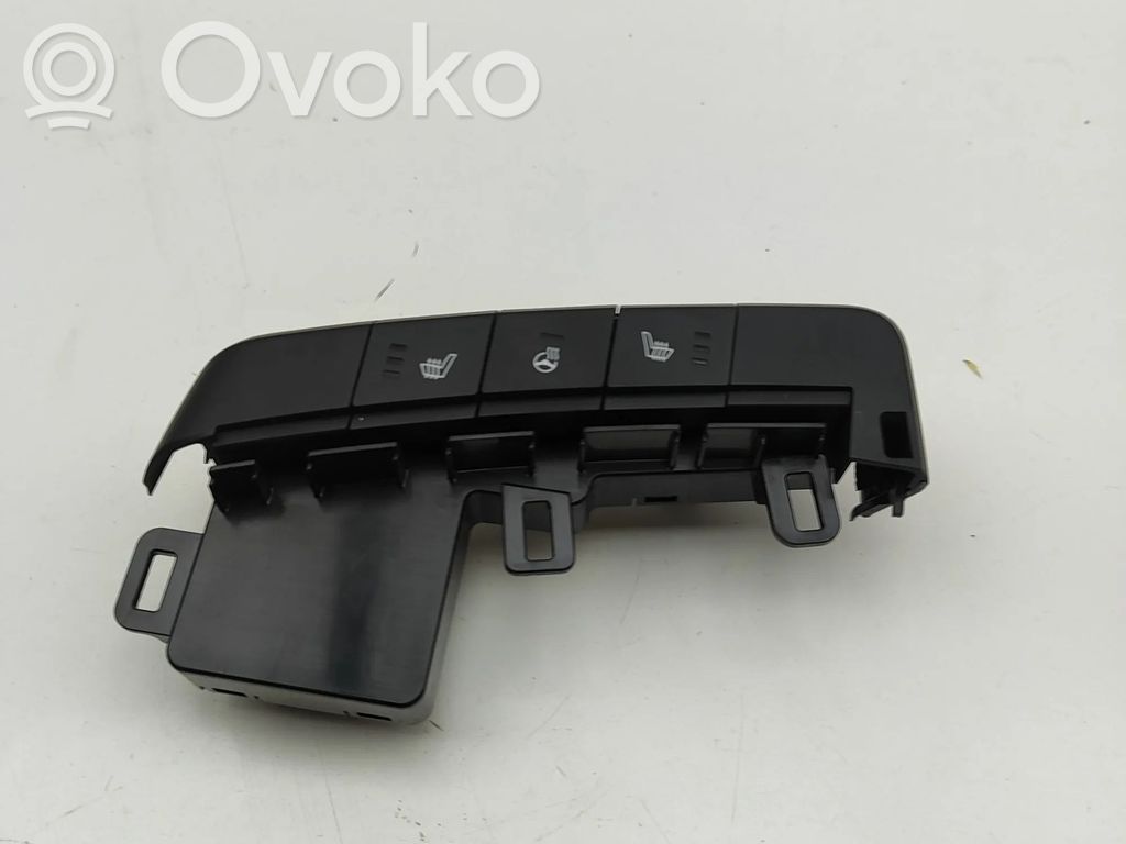 KIA EV6 Seat heating switch 