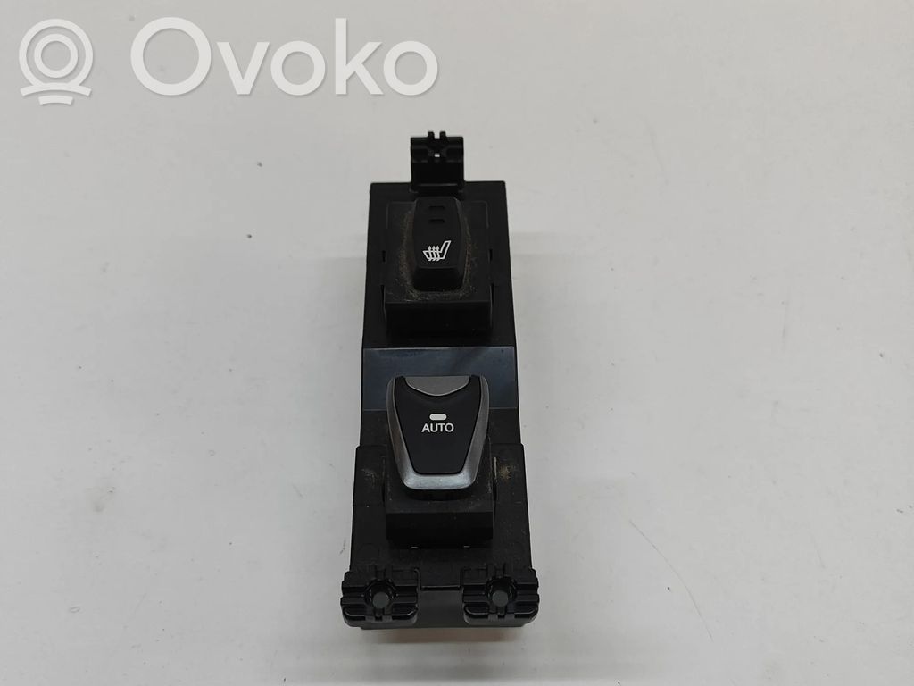 Hyundai Santa Fe Electric window control switch 