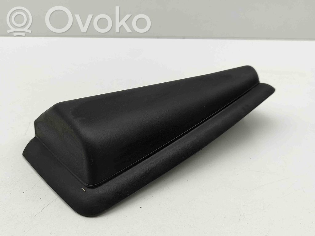 Polestar 2 Listwa pod lampę tylną