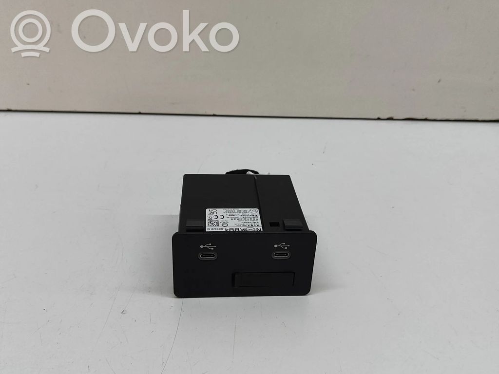 Mazda CX-30 Enchufe conector USB 
