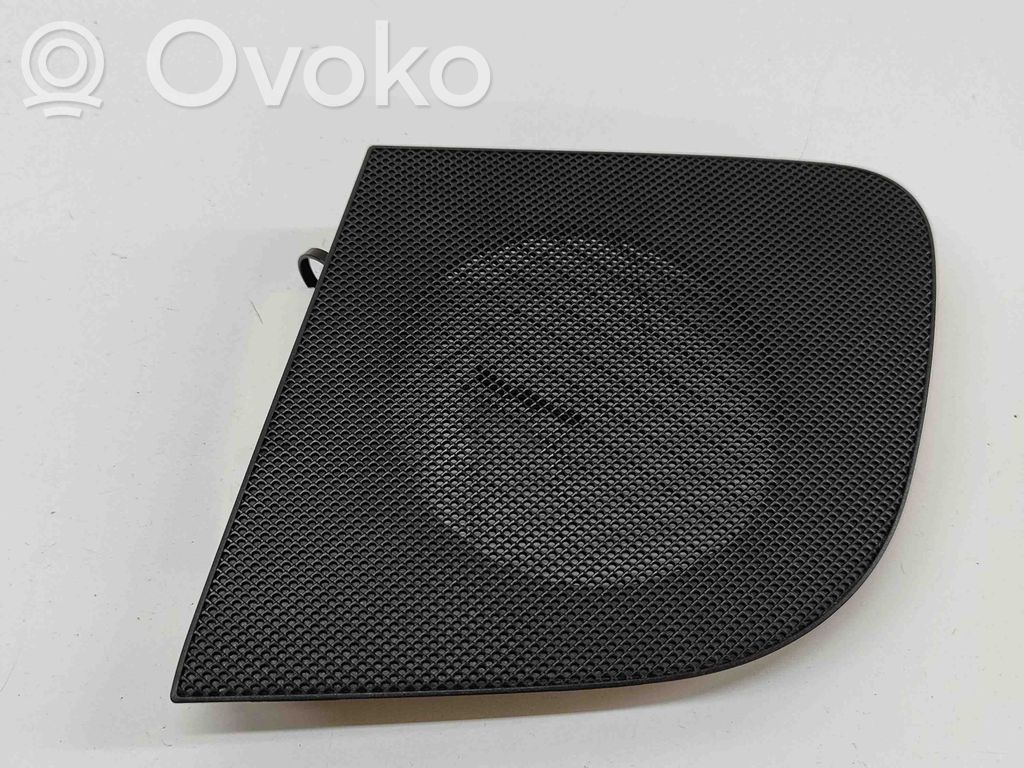 Mercedes-Benz C W205 Cache enceinte centrale