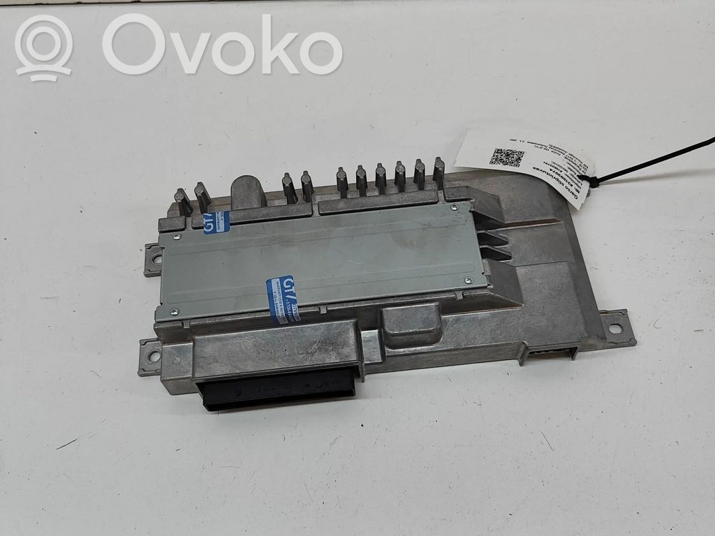 Vahvistin   80A035223A